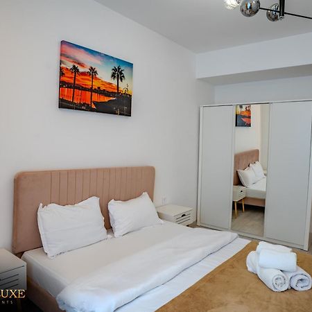 בוקרשט Yamaluxe Apartments - Silent & Primitive With Relaxing Area מראה חיצוני תמונה