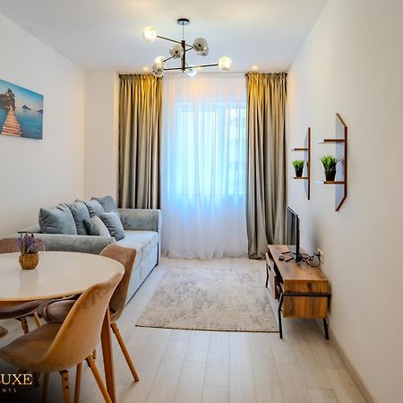 בוקרשט Yamaluxe Apartments - Silent & Primitive With Relaxing Area מראה חיצוני תמונה