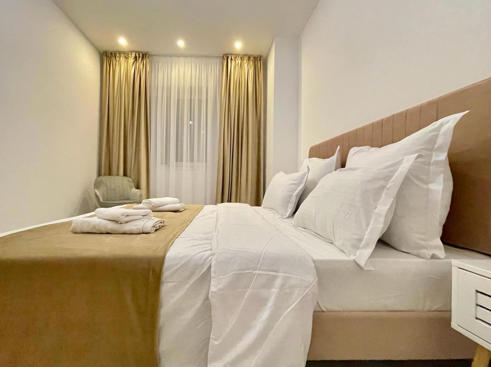 בוקרשט Yamaluxe Apartments - Silent & Primitive With Relaxing Area מראה חיצוני תמונה