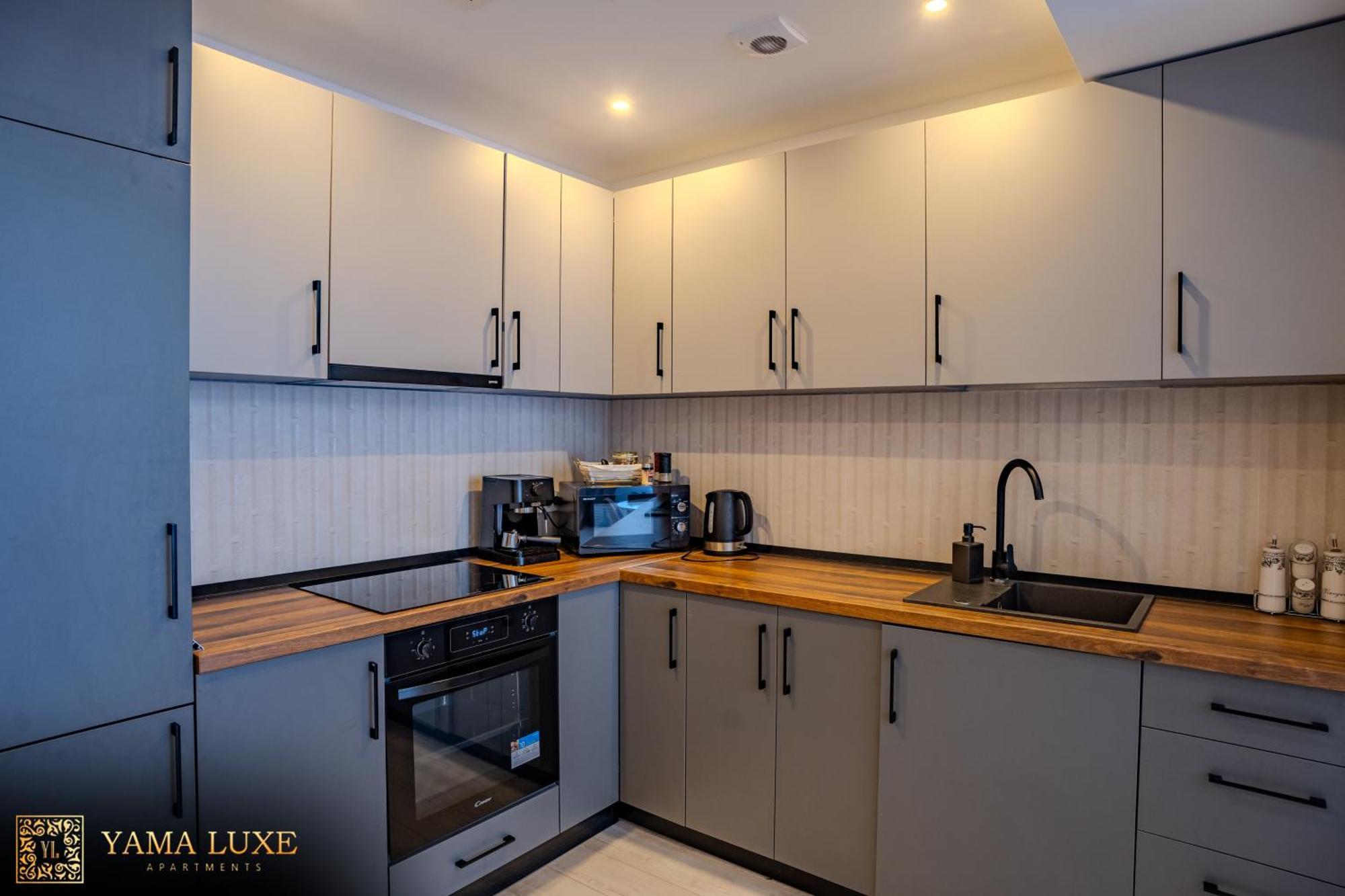 בוקרשט Yamaluxe Apartments - Silent & Primitive With Relaxing Area מראה חיצוני תמונה
